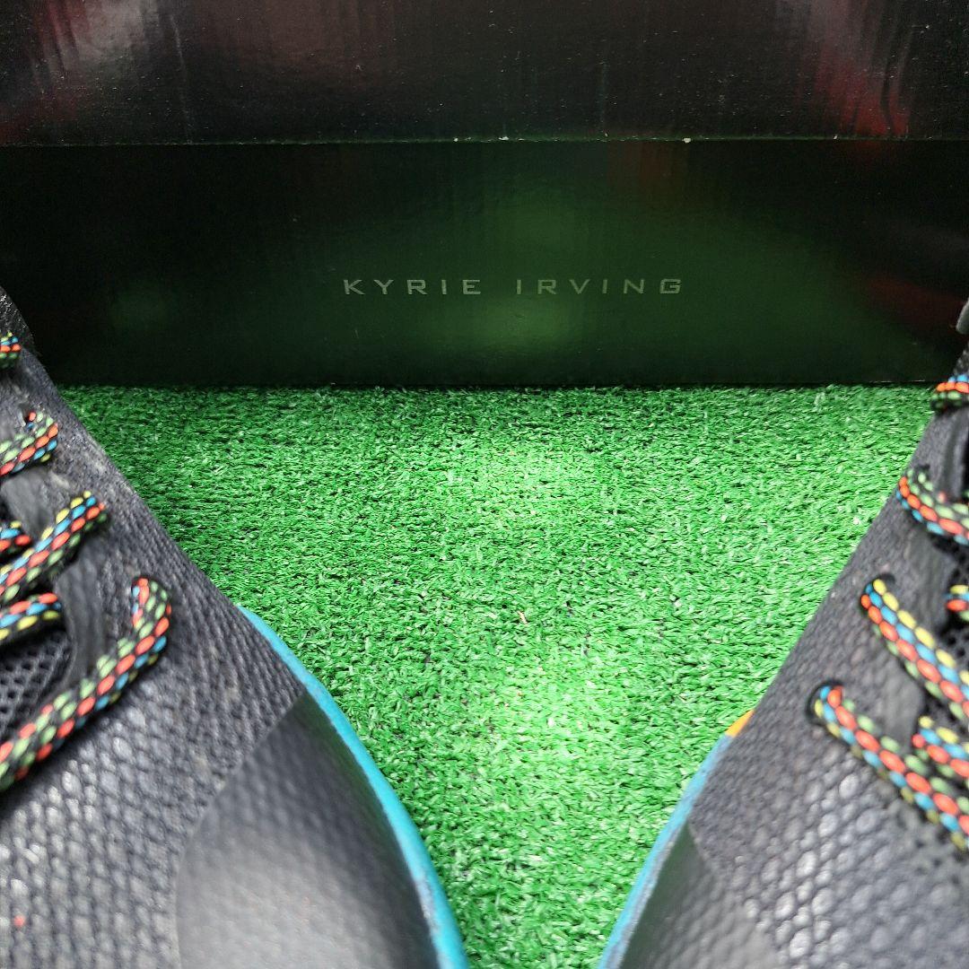 Nike Kyrie バスケットボールシューズ