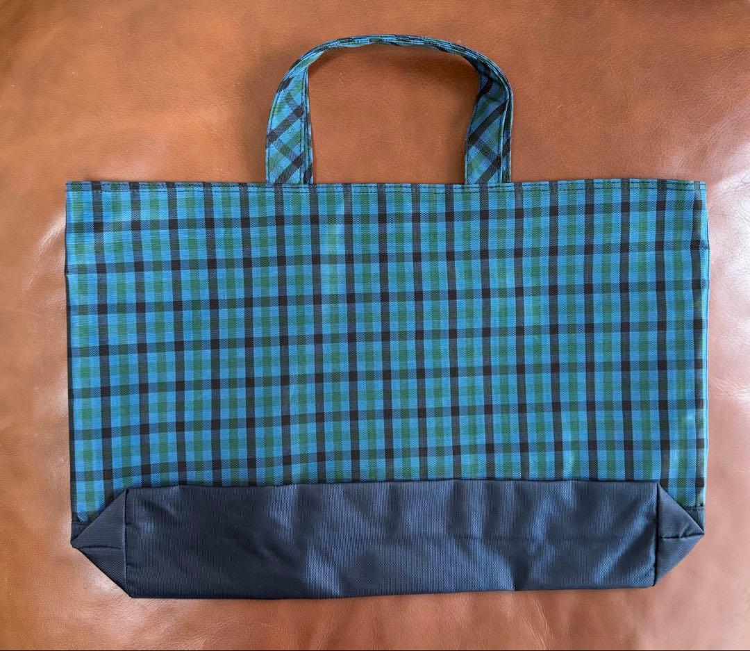 【最終値下げ】ファミリア　未使用　レッスンバッグ　青系チェック　familiar