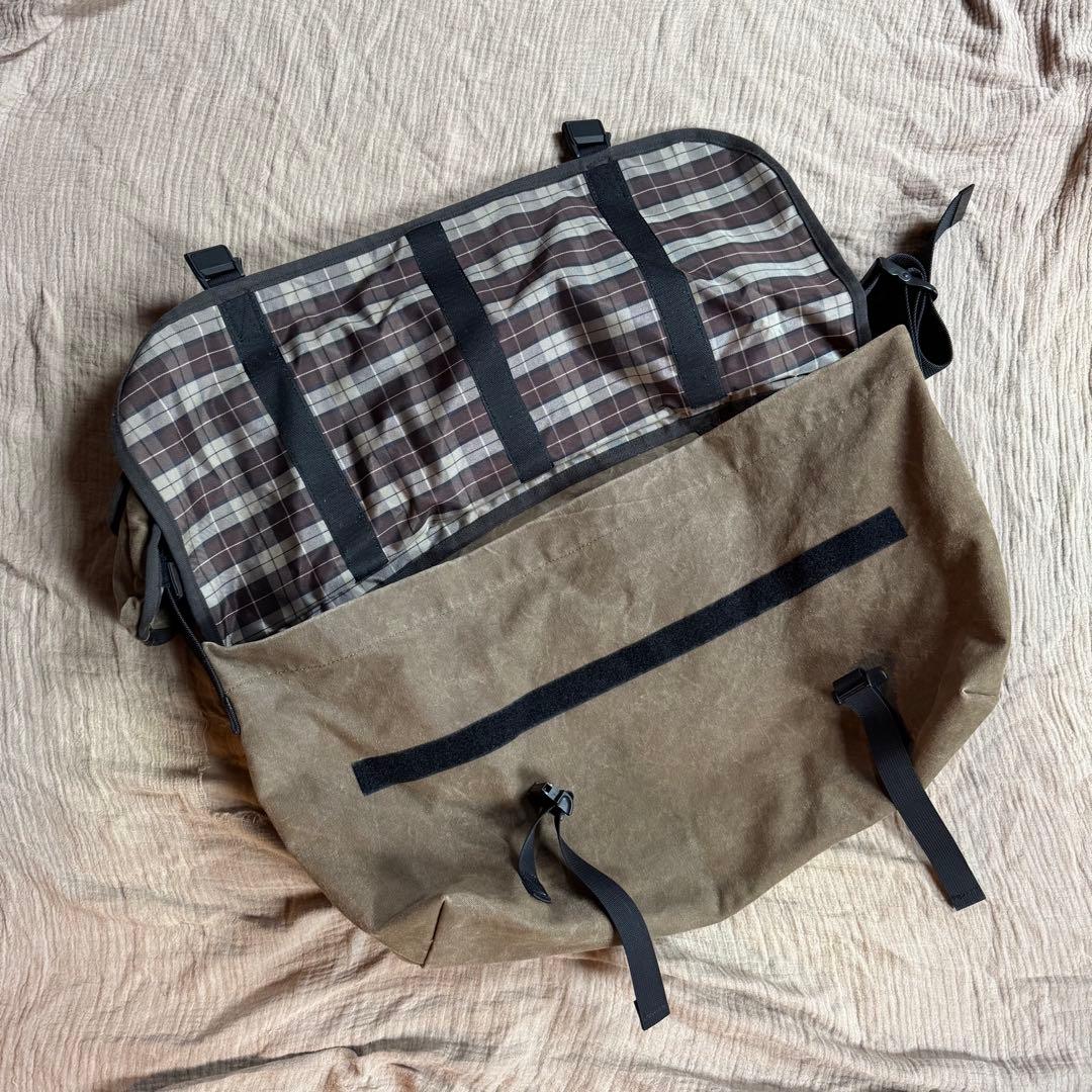 ARTS&CRAFTSxKENNETH FIELDxBEAMS PLUS別注