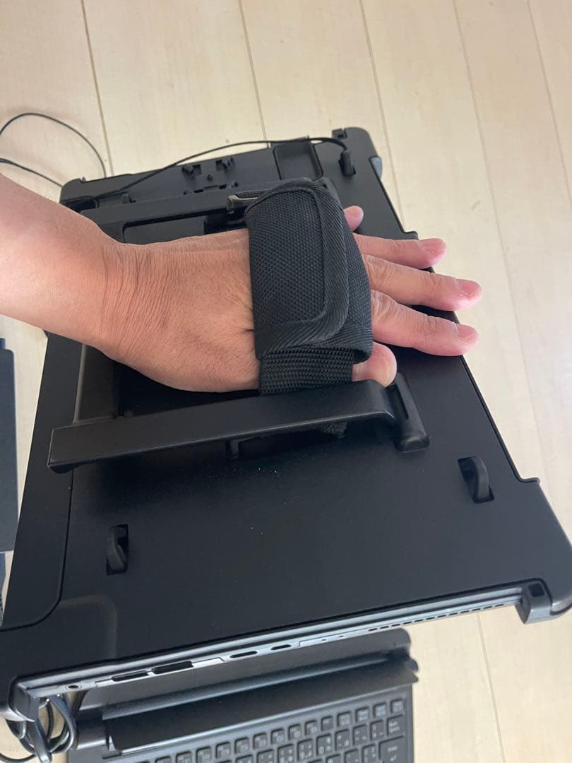 Fujitsu Q738/SB バッテリー良好　マサマサ