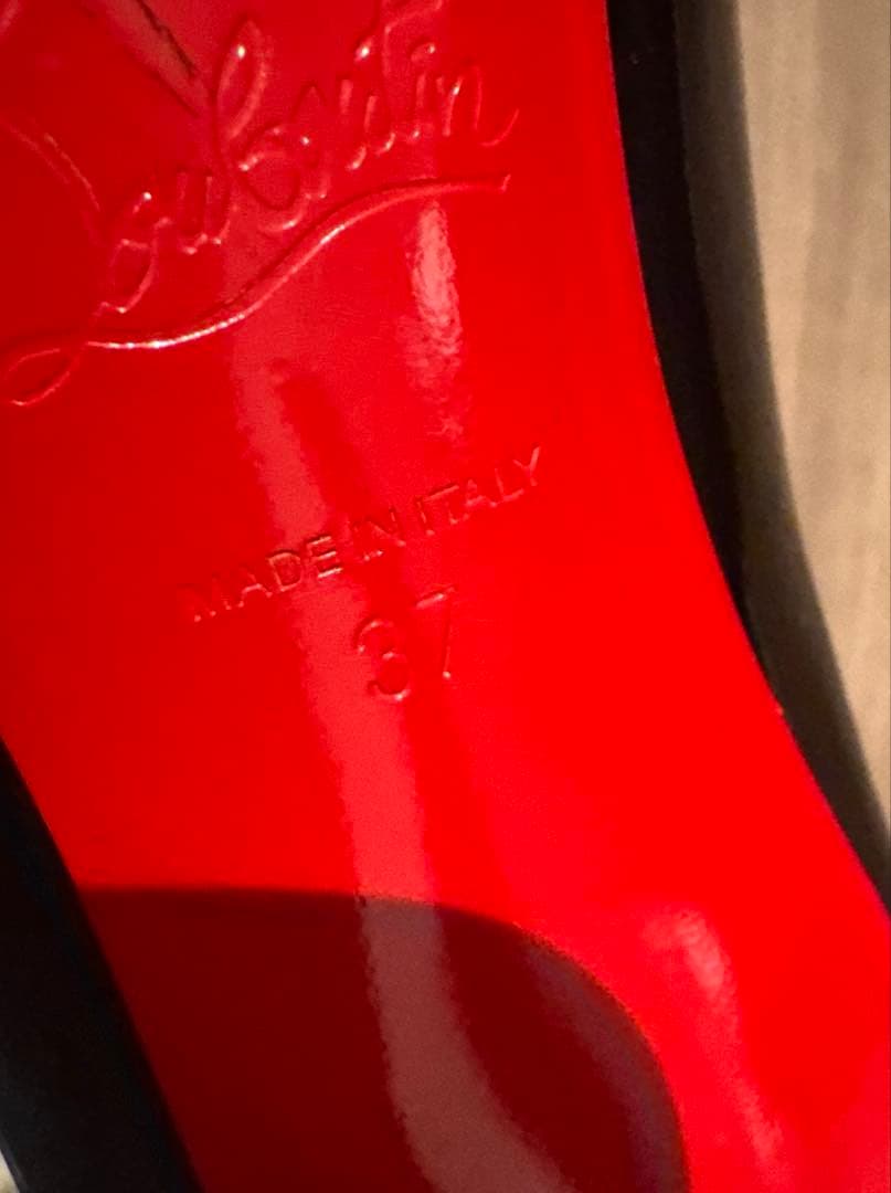 Christian Louboutin ブラック パンプス37 ルブタン