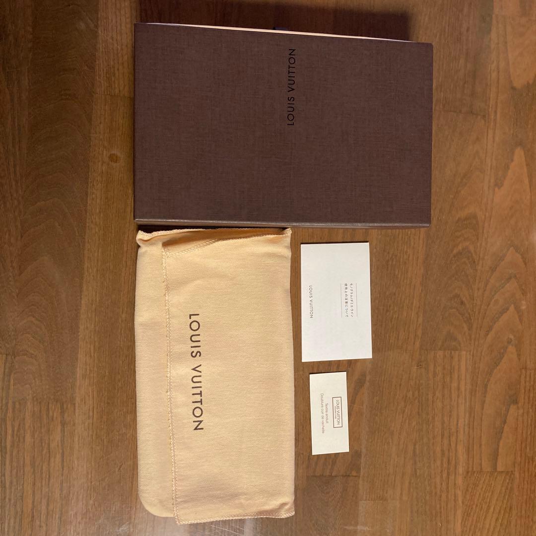 未使用　ルイヴィトン ジッピーウォレット モノグラム