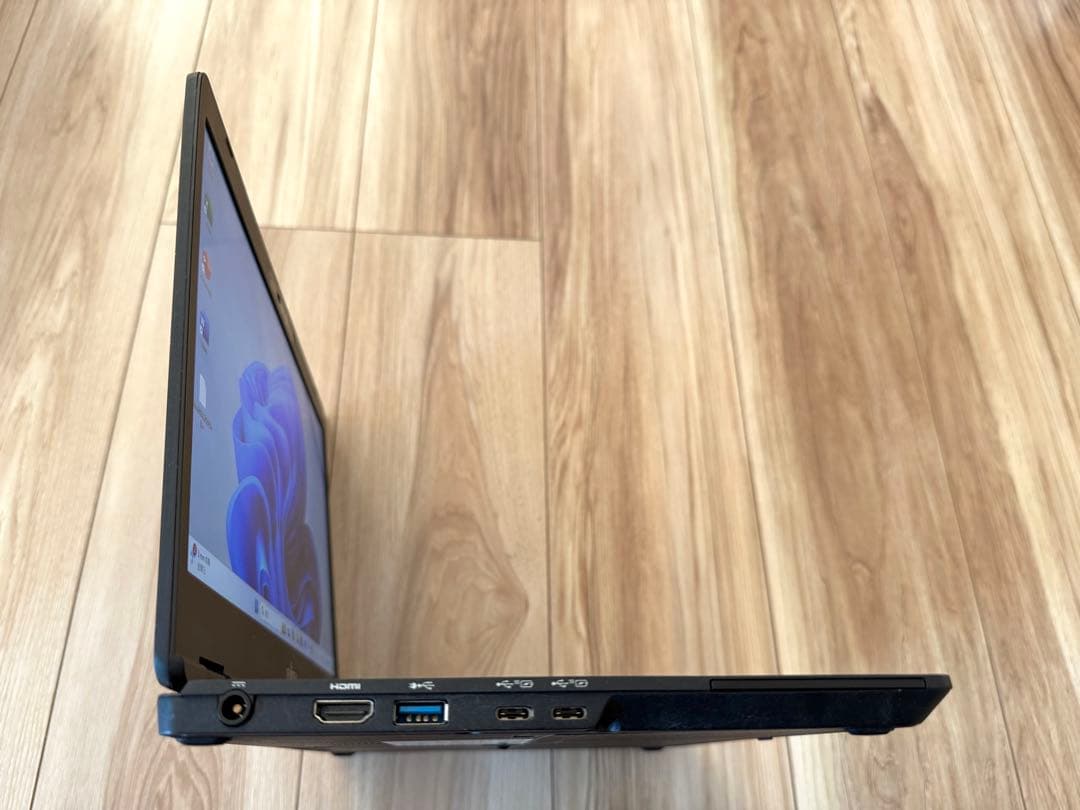 2021年3月モデル第11世代16/256GB LIFEBOOK U7311/F