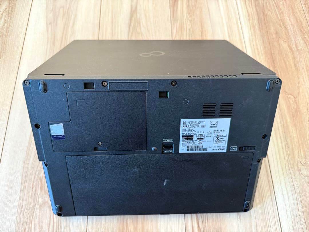 2021年3月モデル第11世代16/256GB LIFEBOOK U7311/F