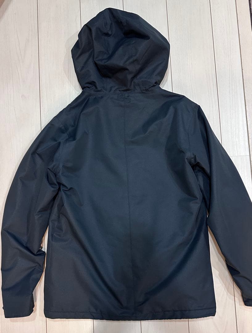 VOLCOM ブラック スノーボードジャケット