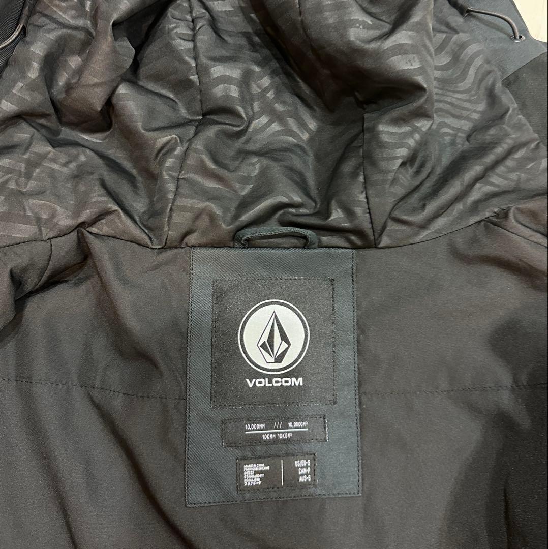VOLCOM ブラック スノーボードジャケット