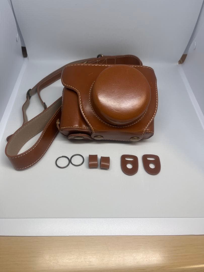 OLYMPUS PEN E-P7 14-42mm EZレンズキット シルバー