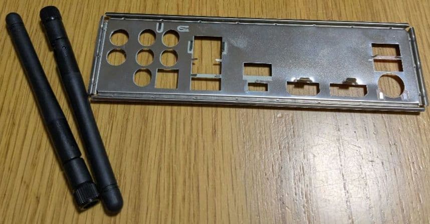 ASRock Fatal1ty Mini-ITXマザボ＋Ryzen7 3700X