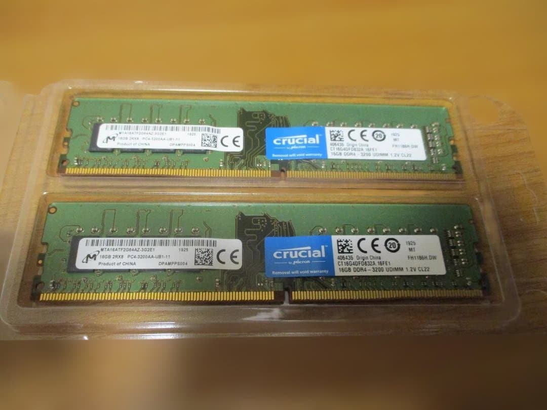Crucial DDR4 3200MHz 16GB×2 メモリ
