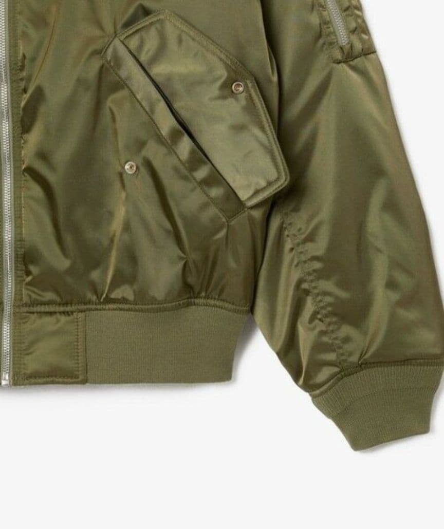 LACOSTE カーキ撥水ボンバージャケット