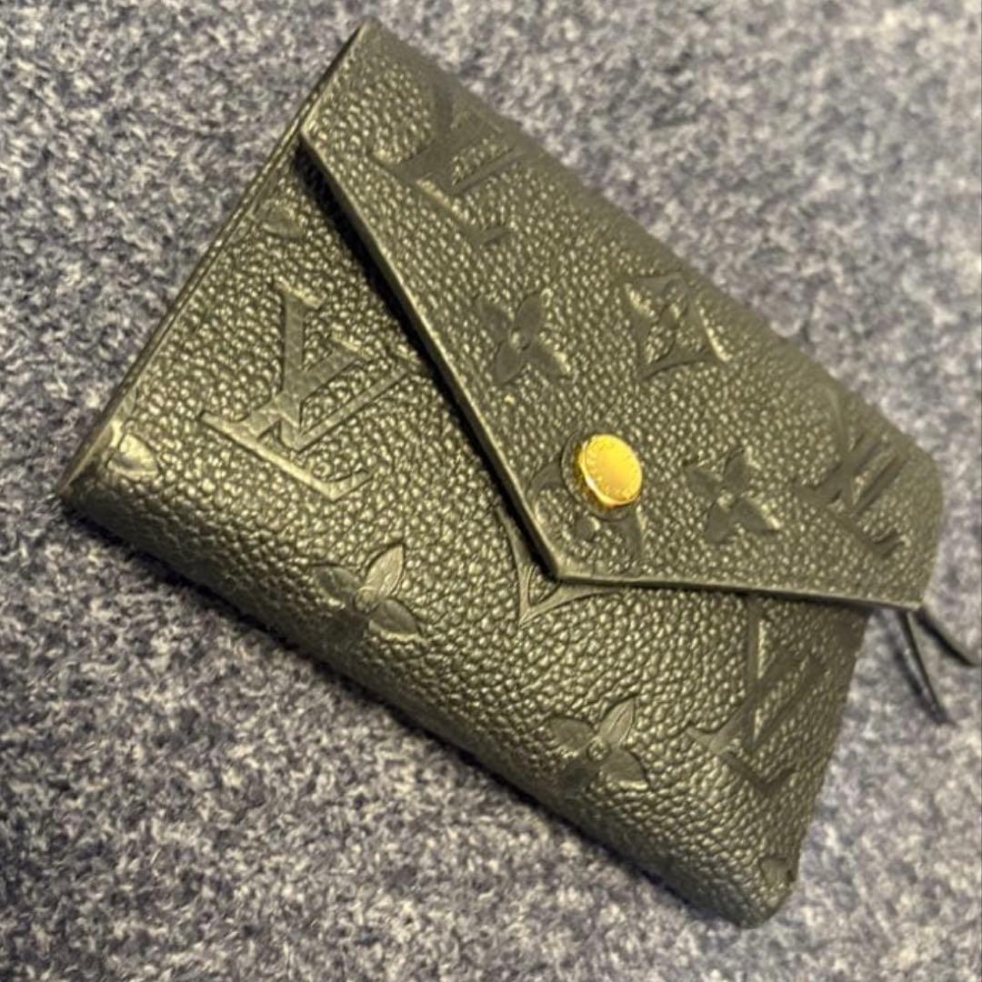 LOUISVUITTON　ルイヴィトン　アンプラント　三つ折り財布