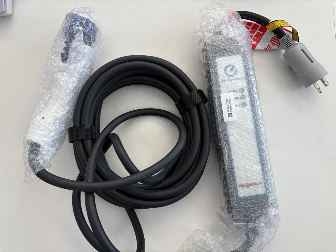 なるピコ　新品未開封　充電ケーブル　リーフ　200V 7.5メートル