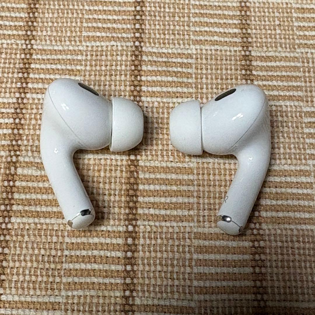 Apple AirPods Pro2 本体 ケーブル 未使用イヤーチップ各サイズ