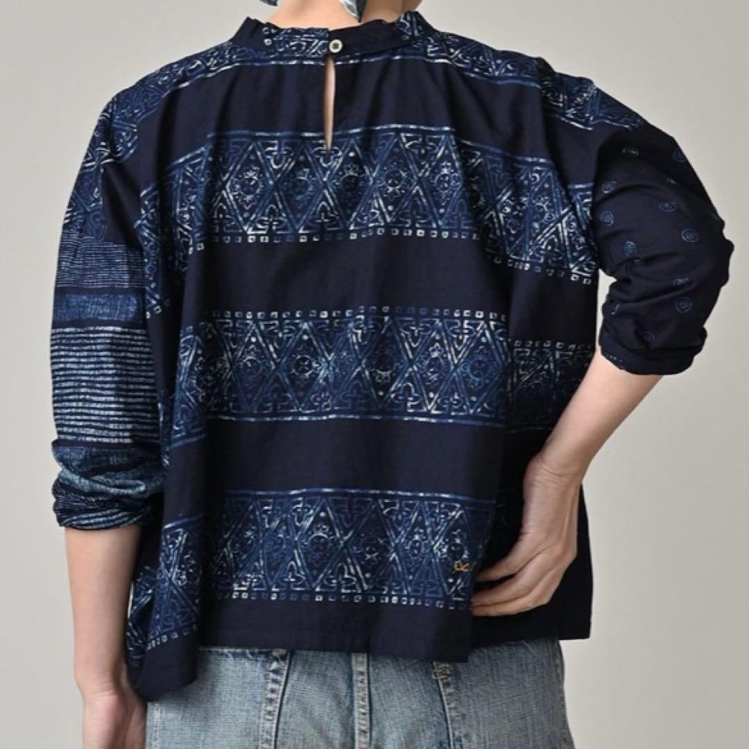 新品　45r 絵本バンダナブラウス