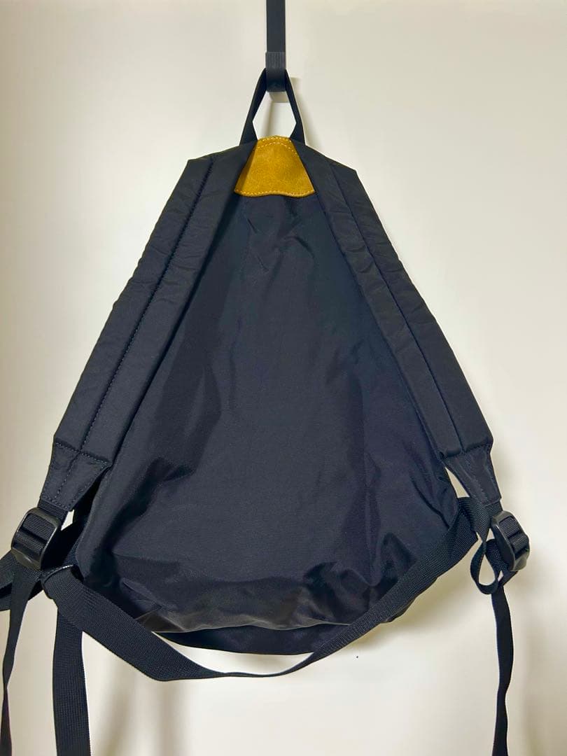 【エルベシャプリエ】 ナイロンデイパックML 978Nブラック