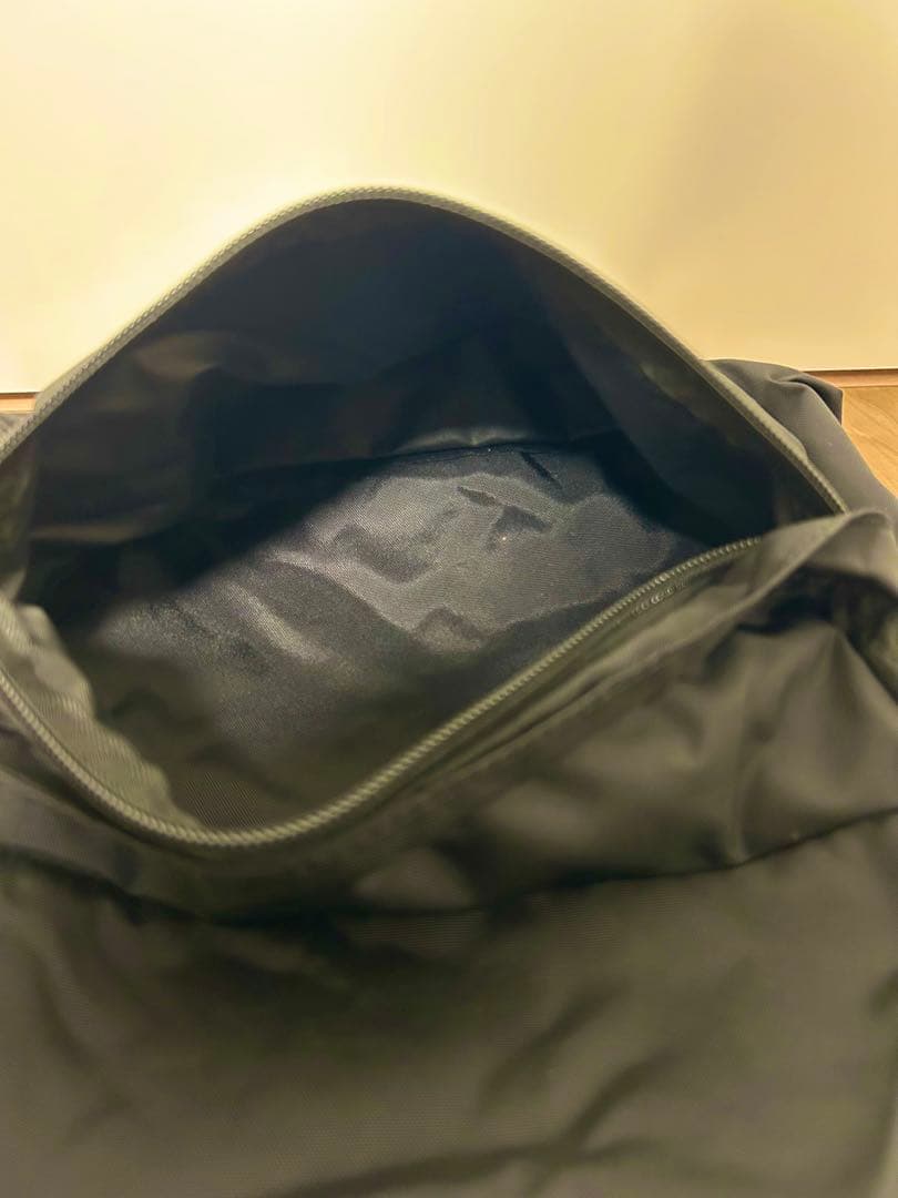 【エルベシャプリエ】 ナイロンデイパックML 978Nブラック