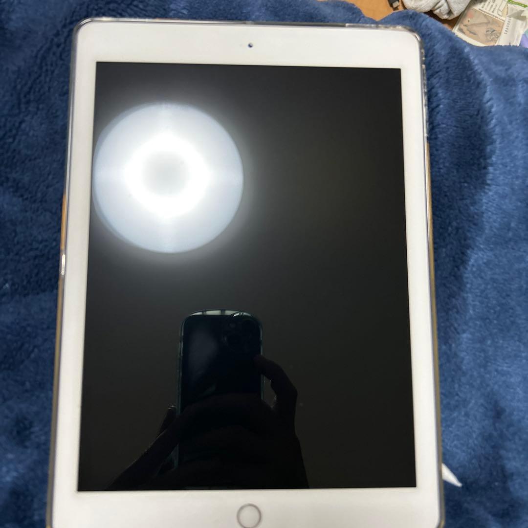 し*ち様 iPad 第6世代