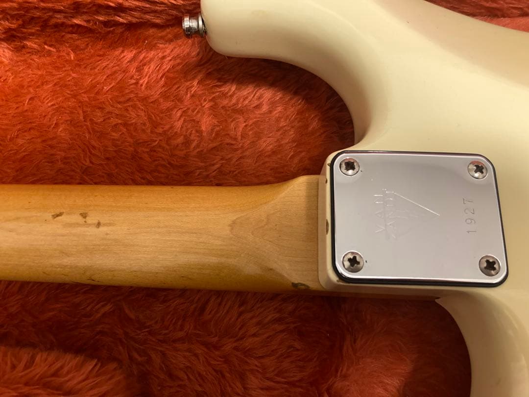 Vanzandt STV-70R パーツ交換あり、ヘッドデカール無 Fender