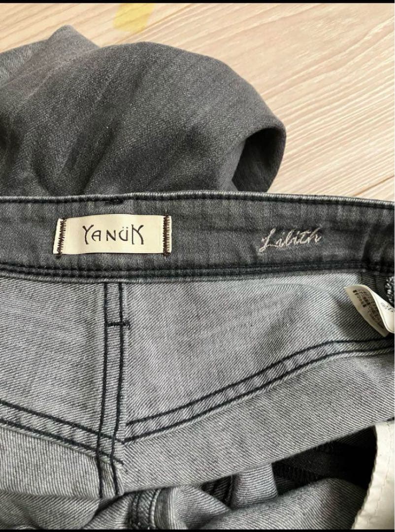 YANUK Lilith ワイドストレートデニム 26