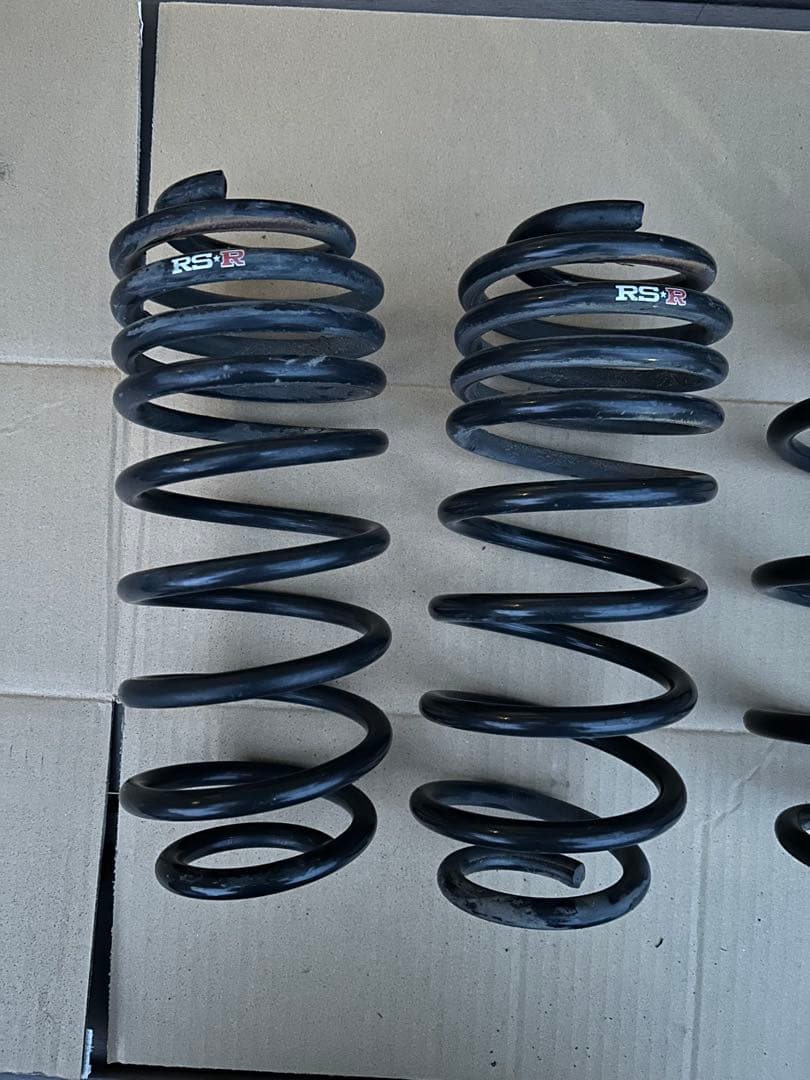 ダウンサス　フィールダー　NZE161G フロントリア