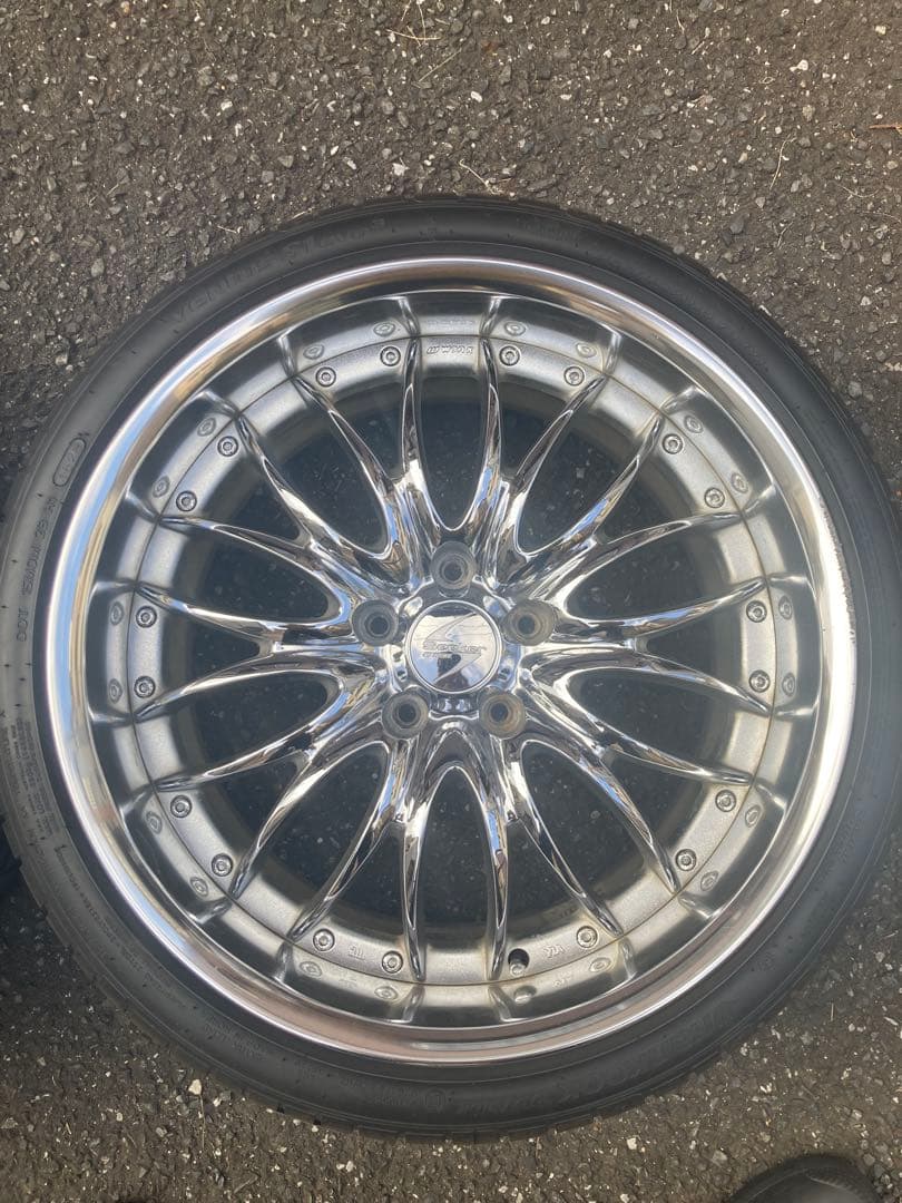 ワーク　シーカー19インチ　タイヤバリ山