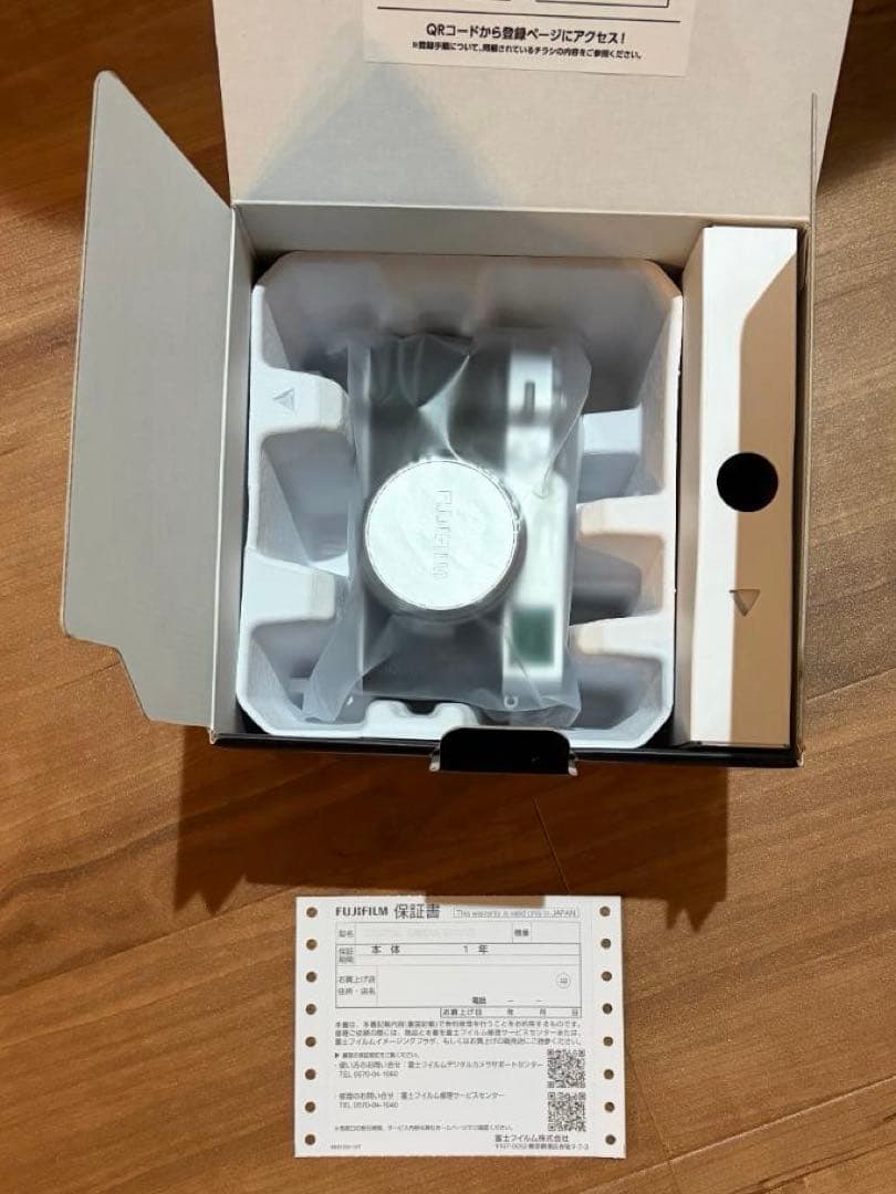 富士フィルム　X100VI　　シルバー　おまけ付き