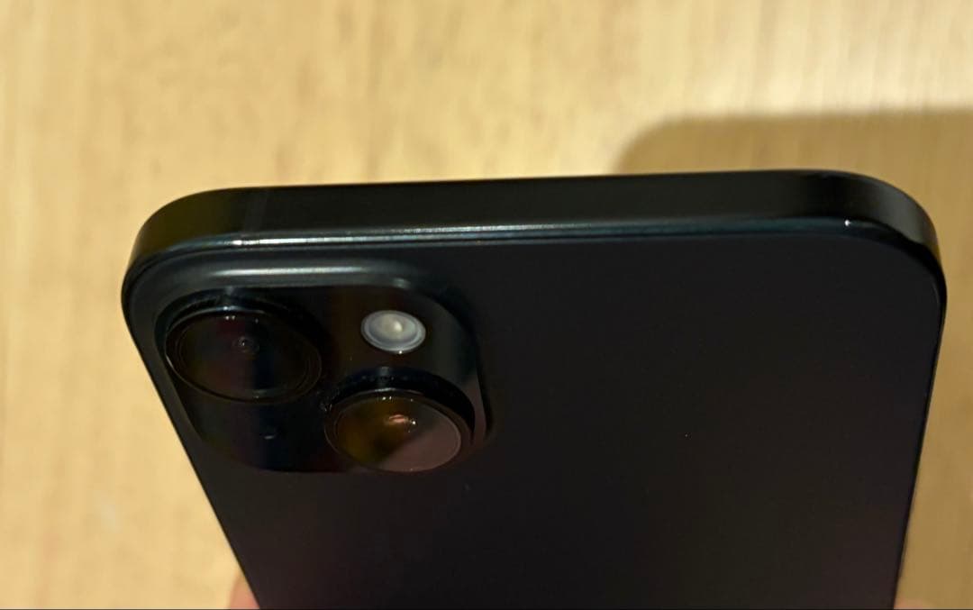 iPhone15 Plus 128GB ブラック SIMフリー 保護ケース付き