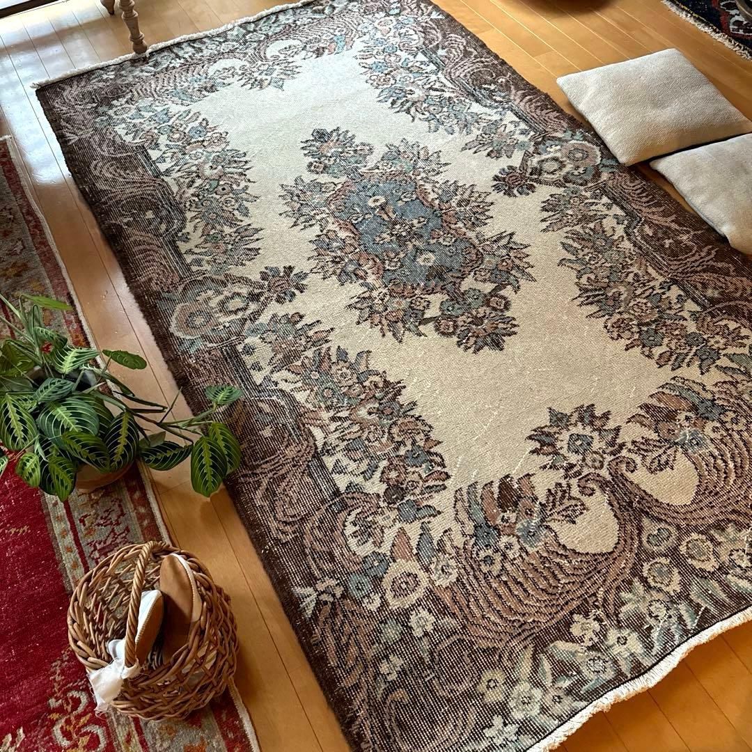 119×204ブラウン×クリーム　ピンク水色　メダリオン　トルコヴィンテージラグ