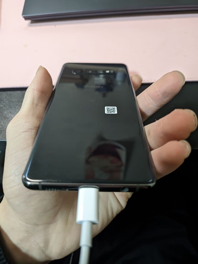 スマートフォン本体 Samsung Galaxy S10+ 128gb