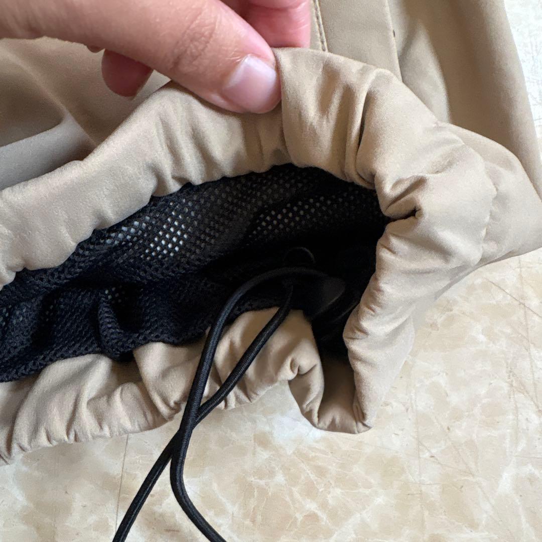 DC SHOECO. スノーボードウエア　セットアップ上下　ベージュ　男女兼用