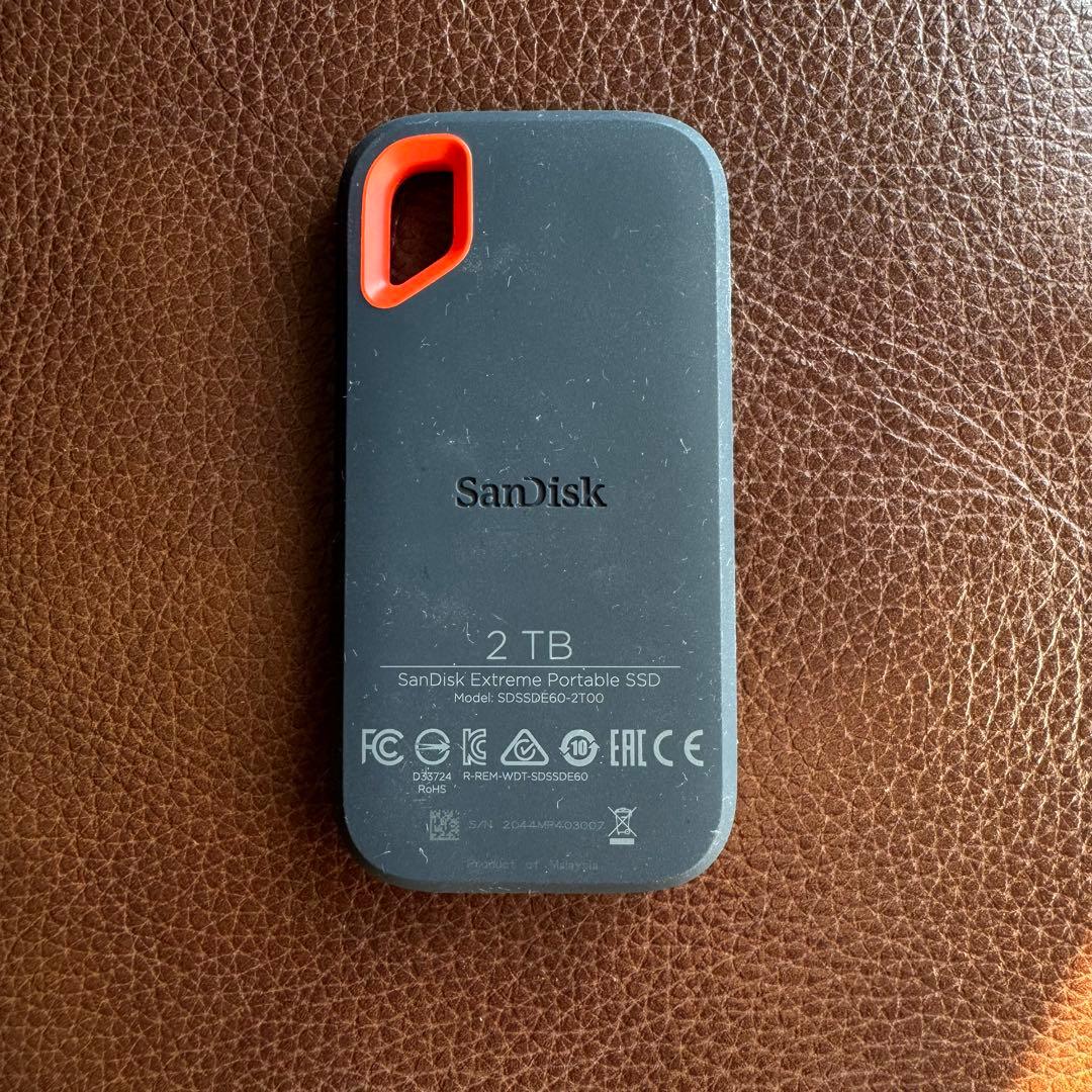 SanDisk Extreme Portable SSD 2TB サンディスク①