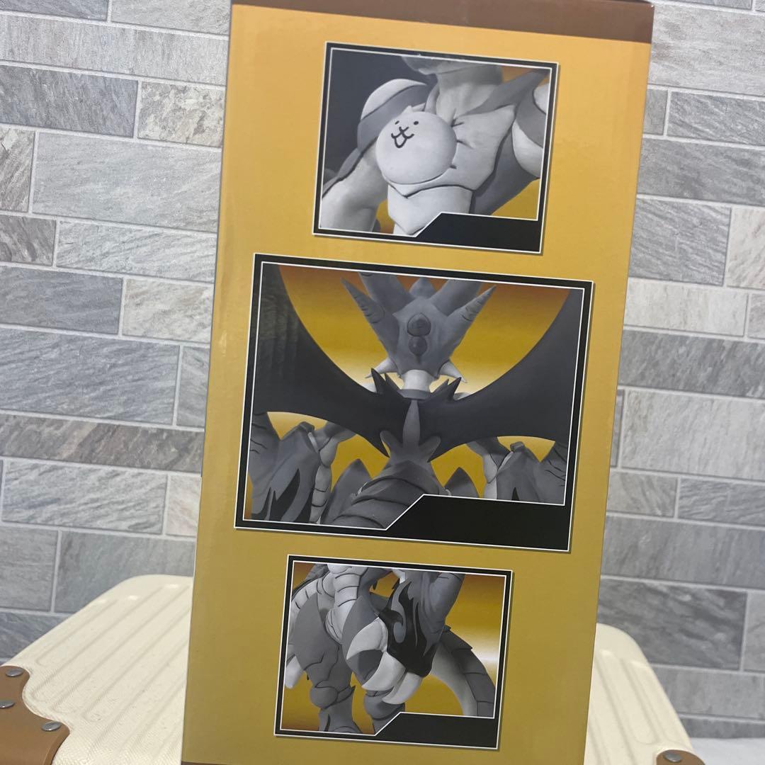 覚醒のネコムートフィギュア 一番くじ A賞 にゃんこ大戦争 みんなでぺりぺり