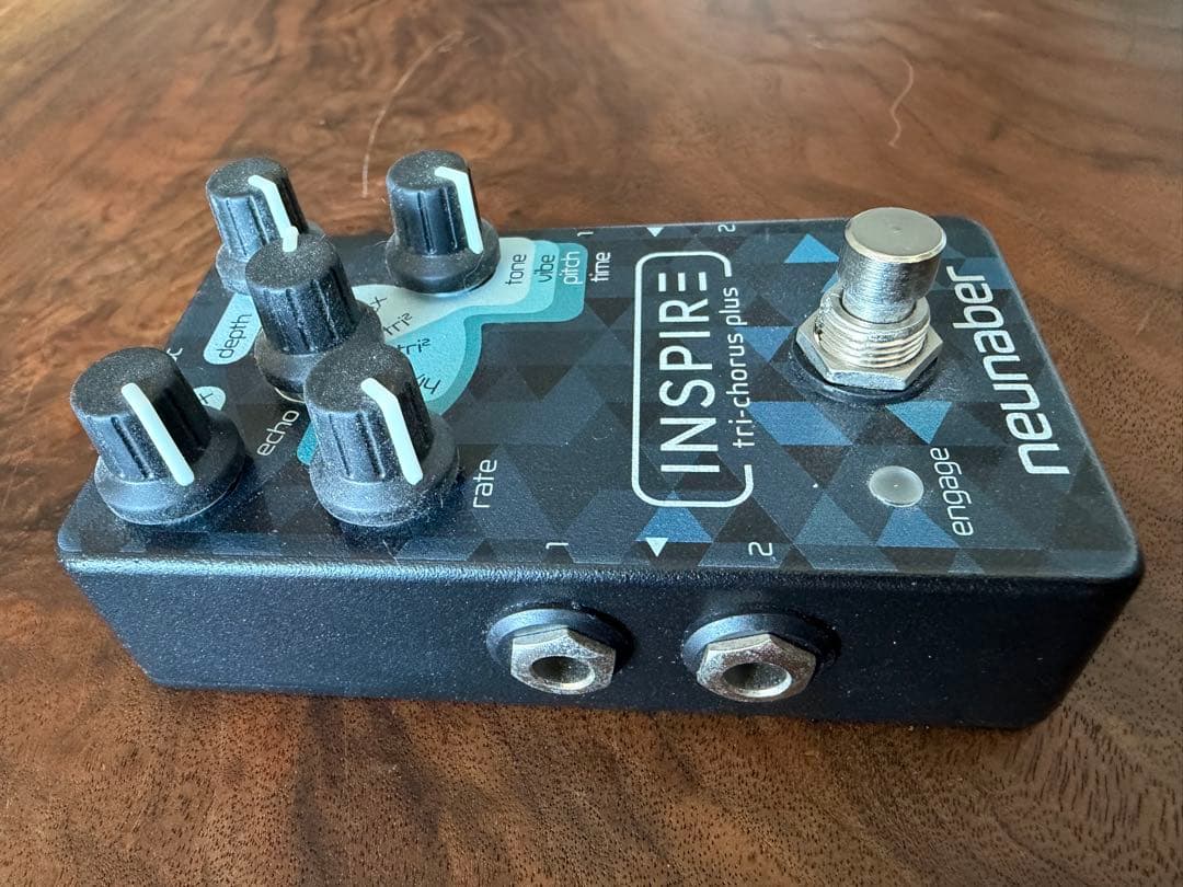 ギター neunaber INSPIR tri-chorus plus