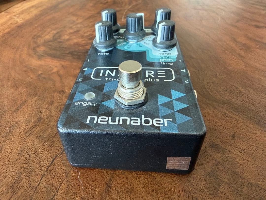 ギター neunaber INSPIR tri-chorus plus