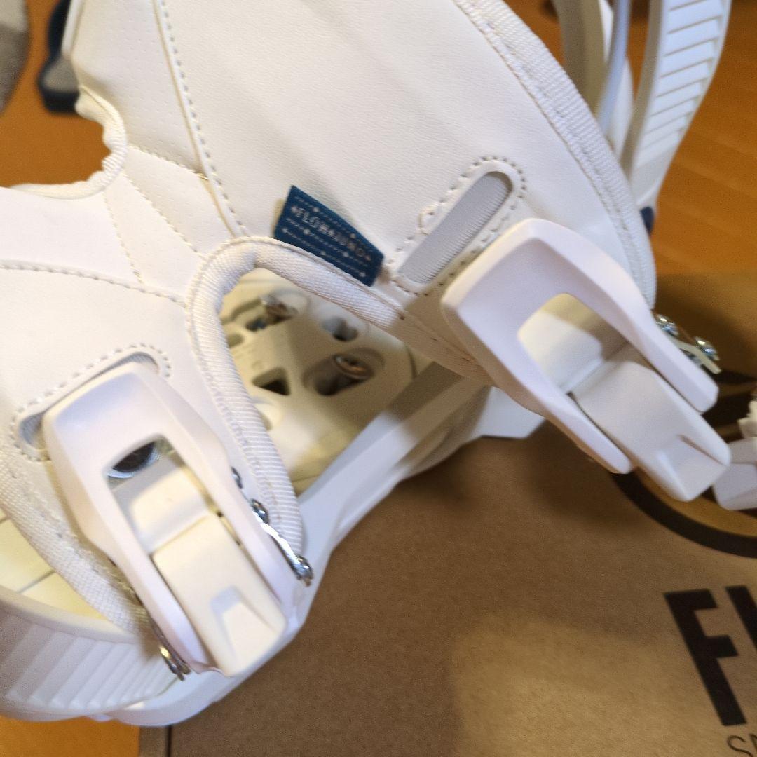 FLOW JUNO ビンディング ホワイト