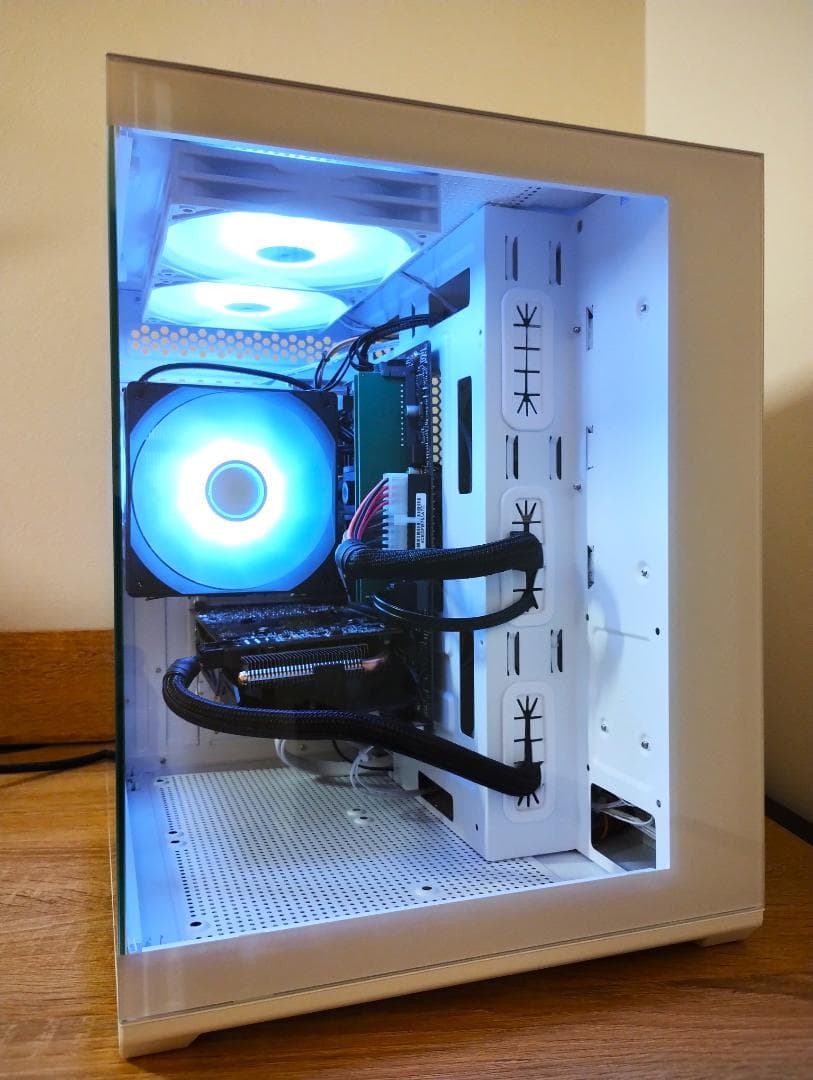 ゲーミングPC/Core i5 8400/RX570/メモリ8G/LCDクーラー