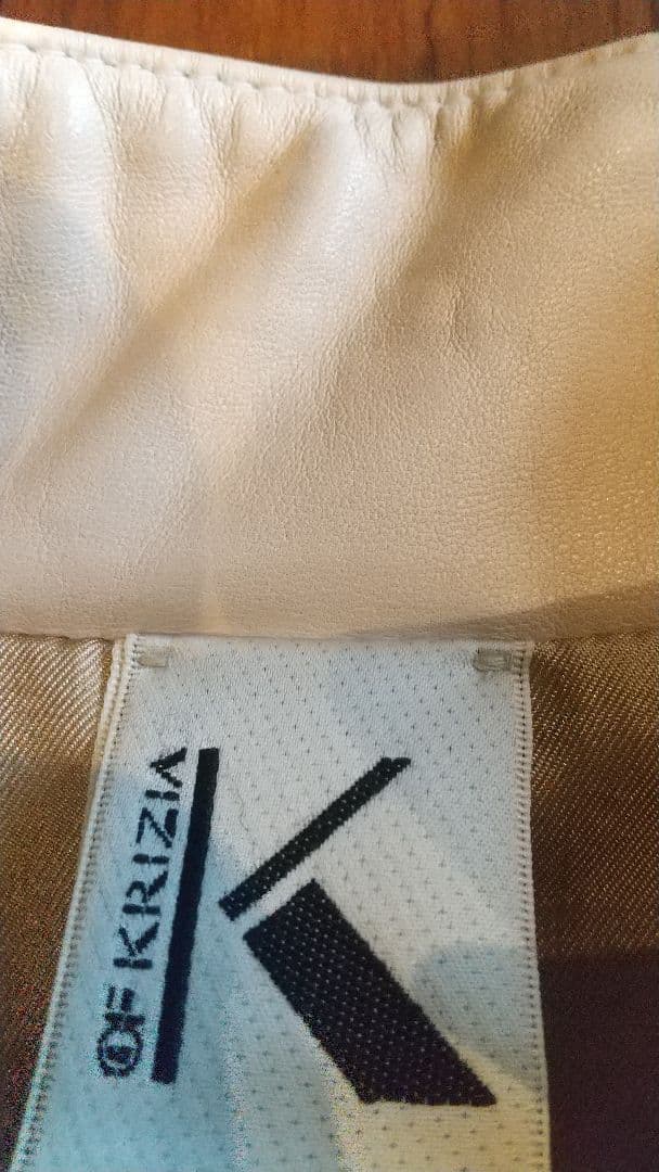 レザー セットアップ アイボリー