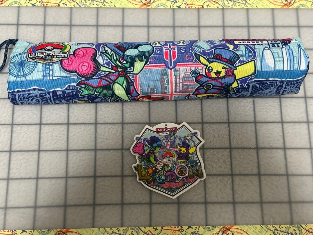 WCS2022 LONDON プレイマット