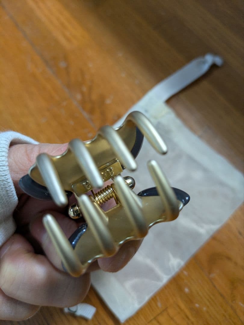 acca Sサイズヘアクリップ