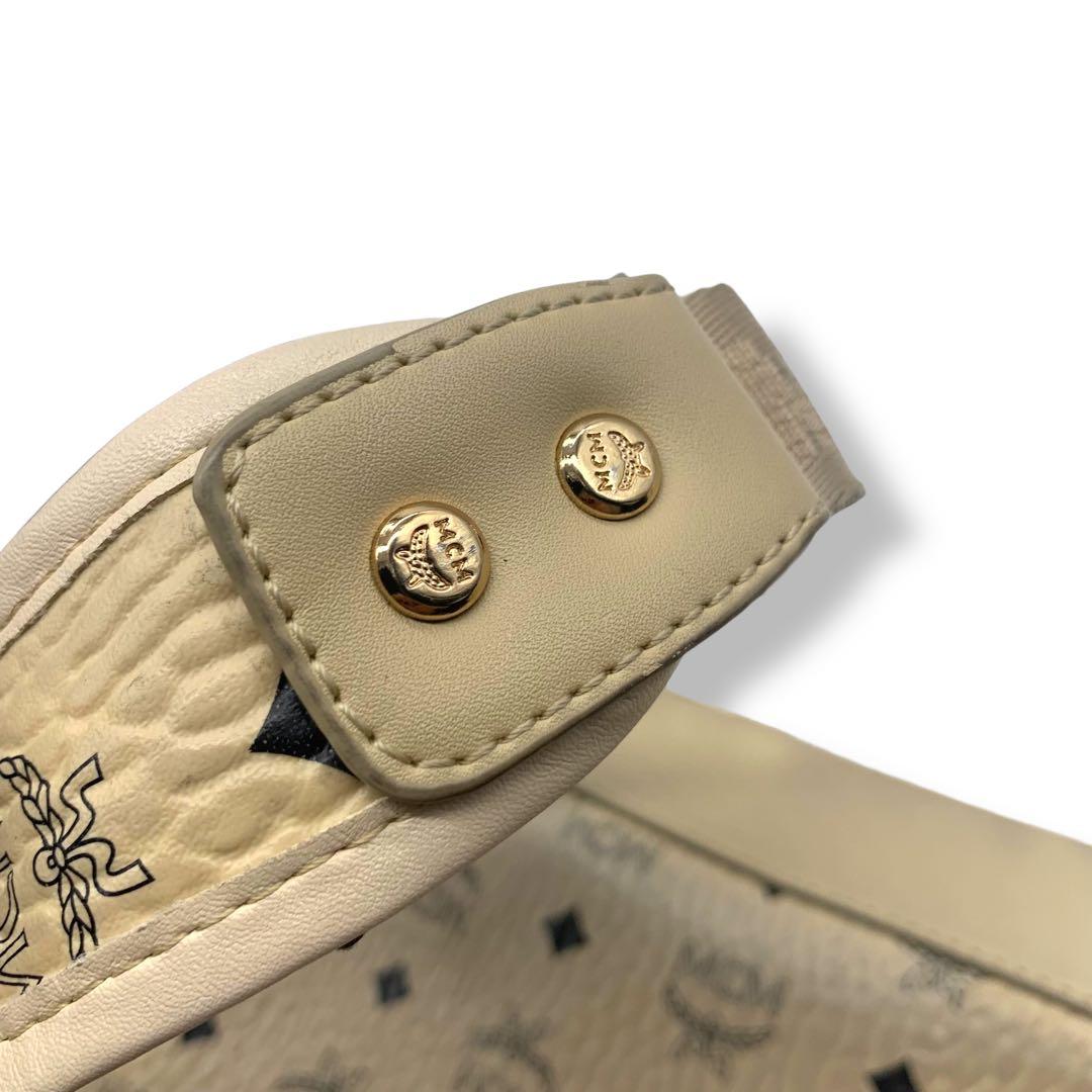 MCM ロゴグラムヴィセトス　バックパック スタッズ