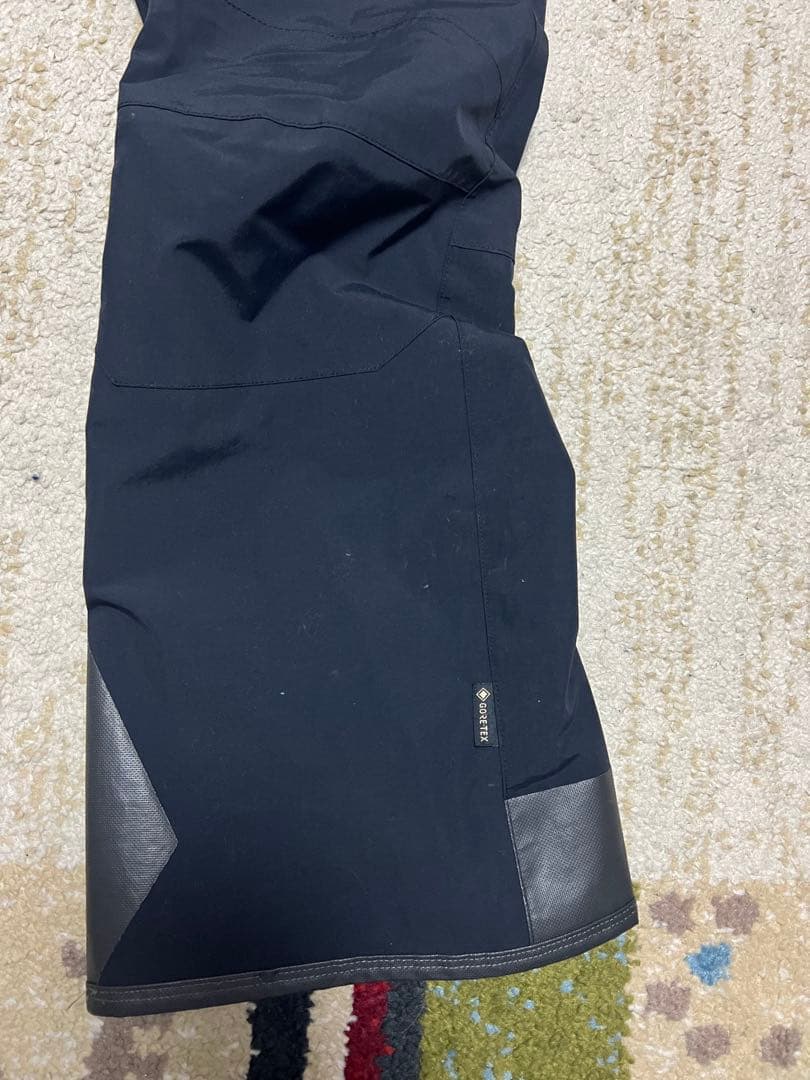 AYLLSvolcom rain gore-tex ボルコム　ビブ　パンツ