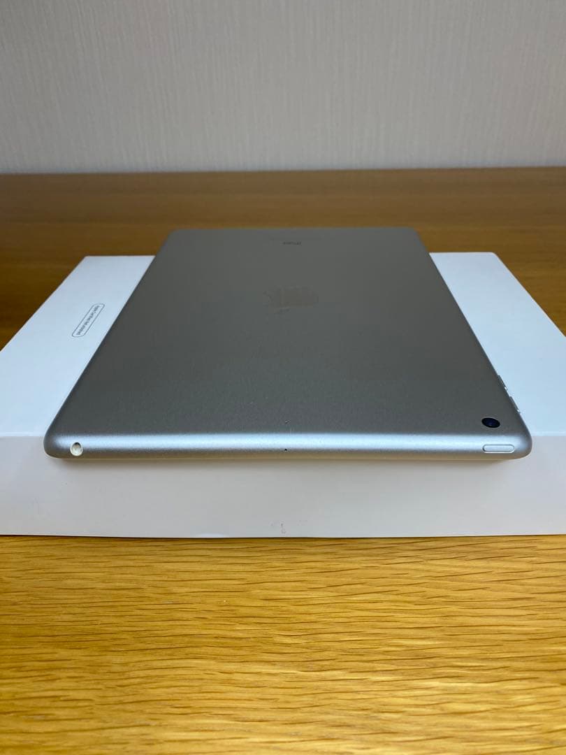 【美品】iPad 第6世代 32GB iPad本体　動作確認済み