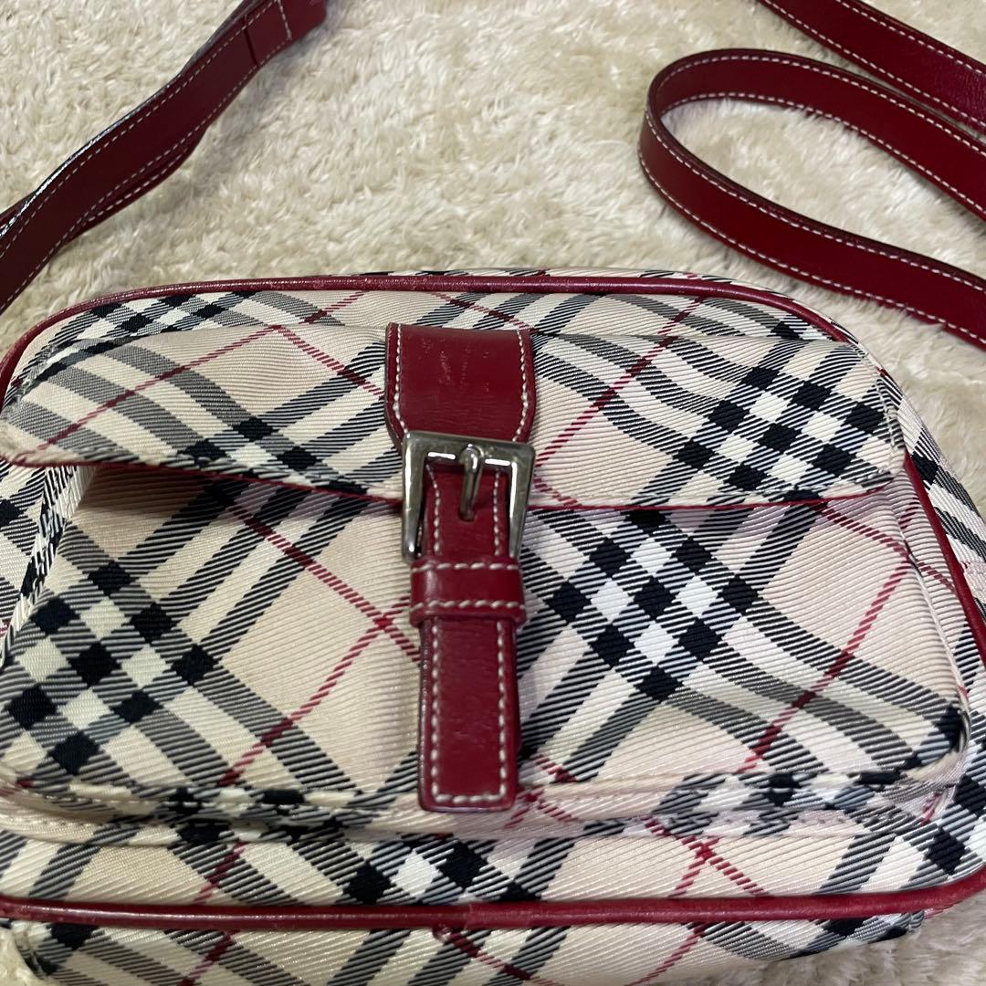 Burberry 牛革を使用したシンプルなデザインのバーバリー ノバチェック