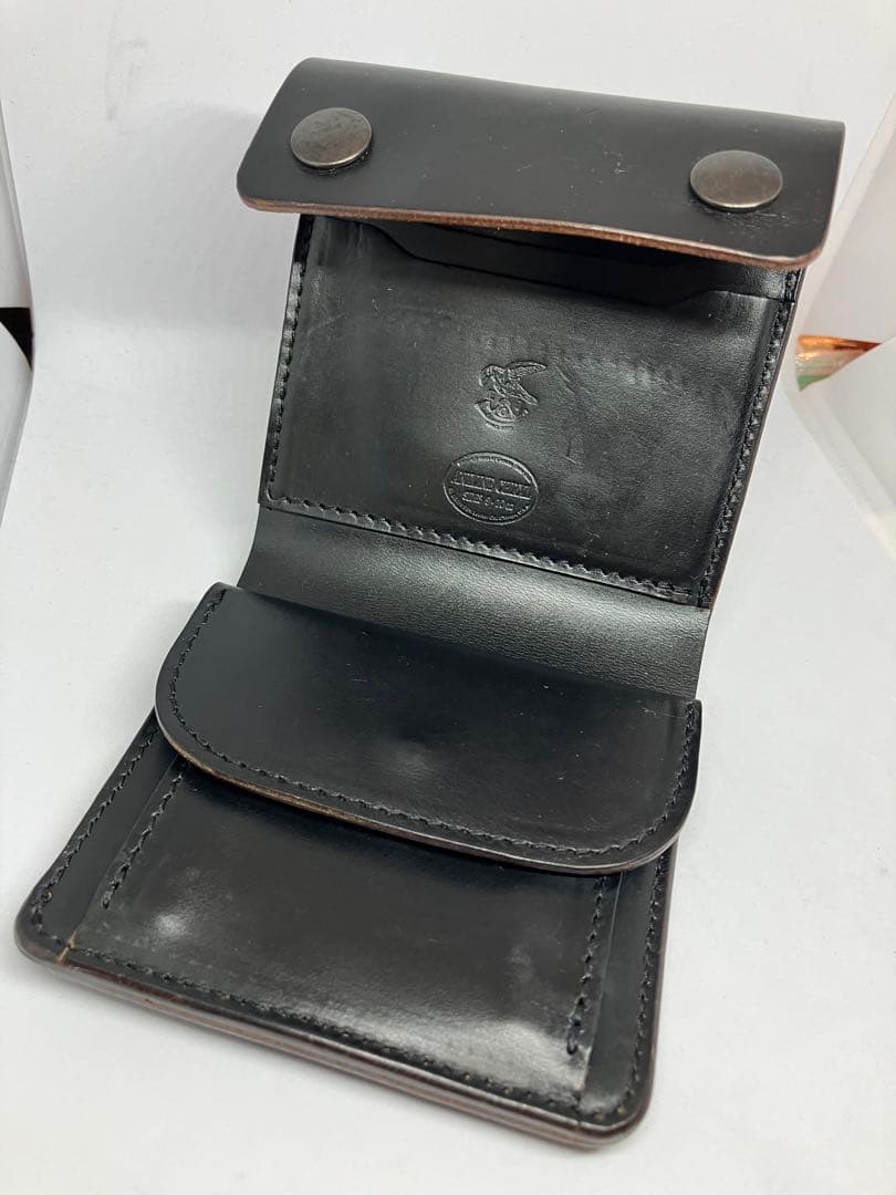 MR. OLIVE EOI HORWEEN 革 TRUCKERS 財布