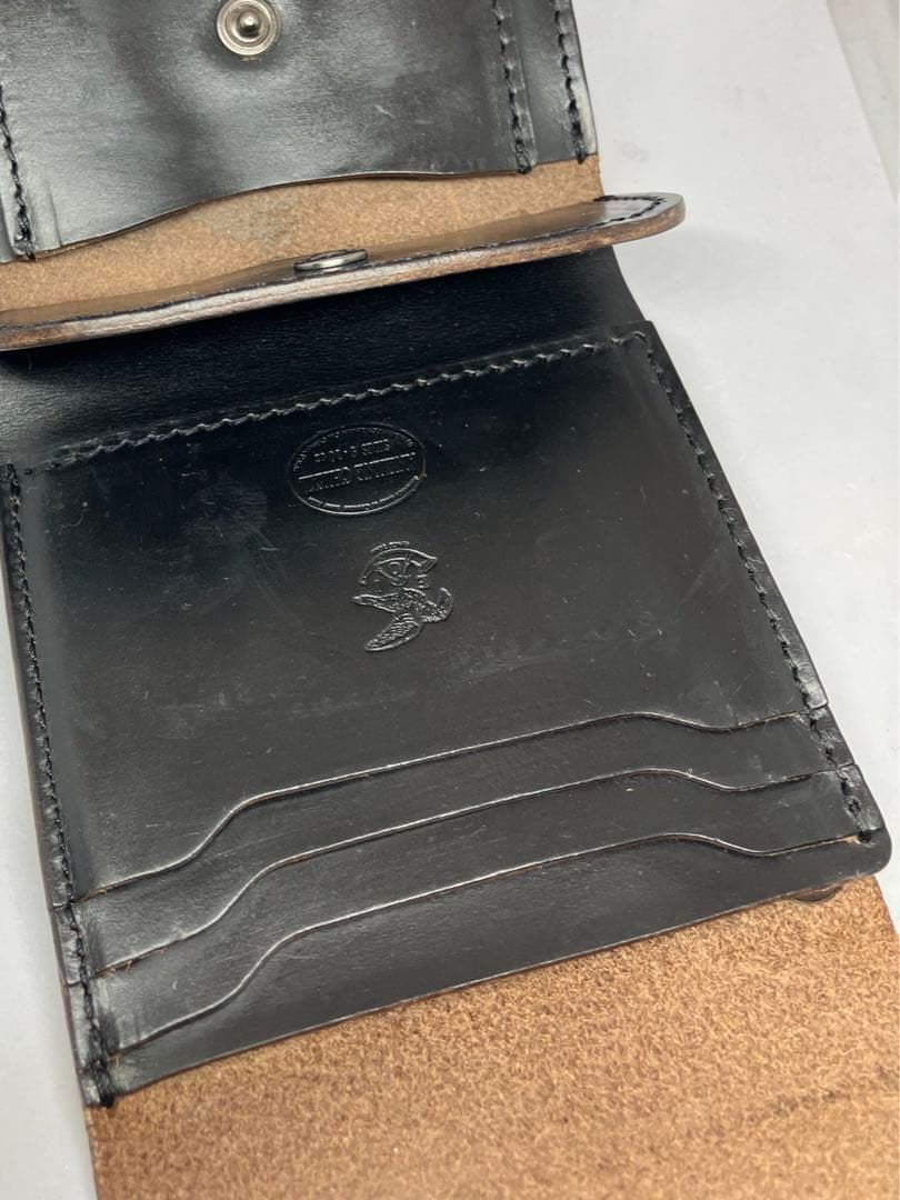 MR. OLIVE EOI HORWEEN 革 TRUCKERS 財布