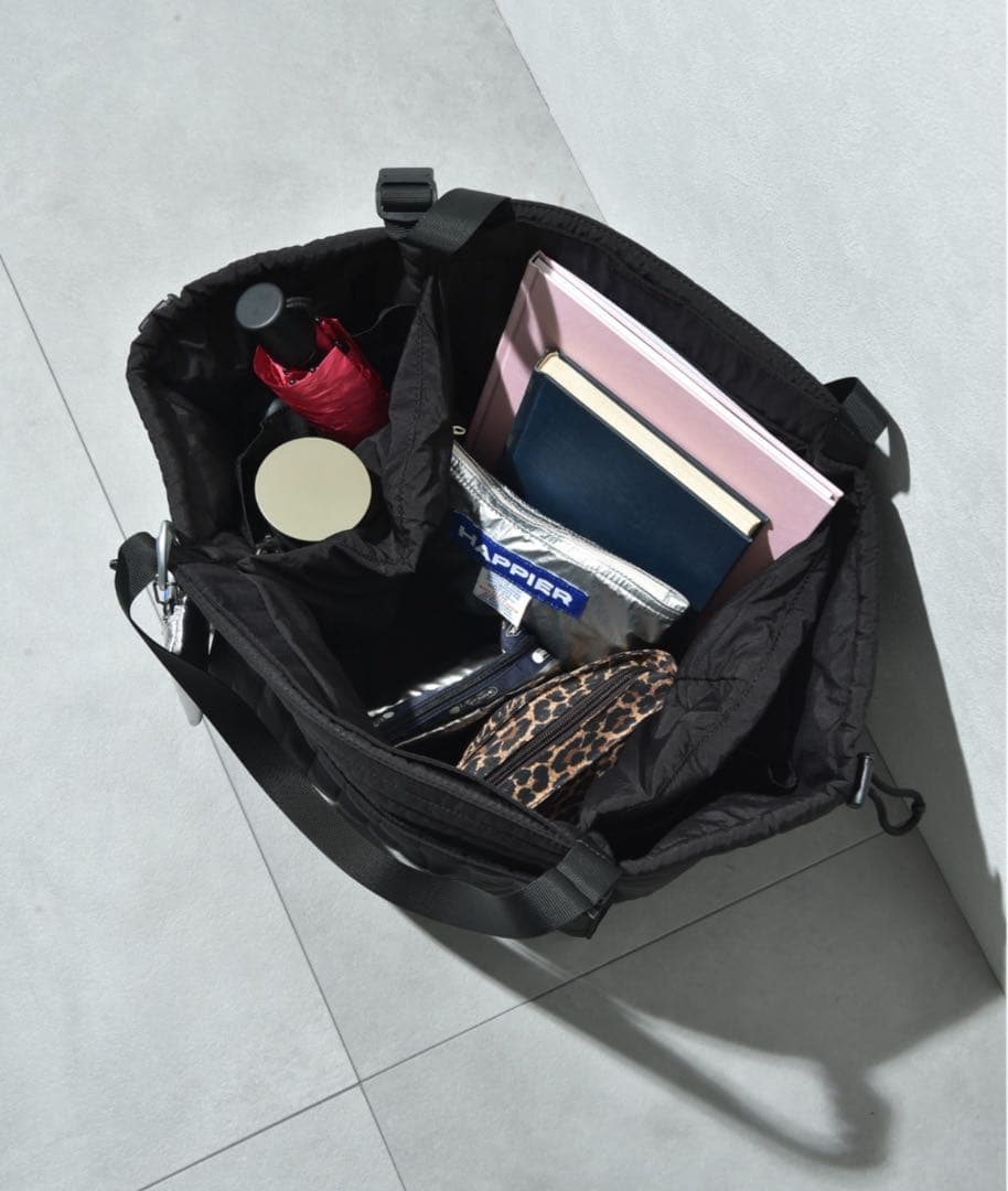 【ＳＯＬＰＲＥＳＡ】ＮＹＬＯＮ　ＱＵＩＬＴＩＮＧ　ＴＯＴＥ　ＢＡＧ　Ｍ－ＳＩＺＥ