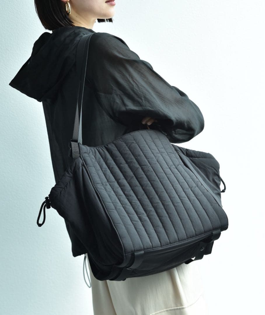 【ＳＯＬＰＲＥＳＡ】ＮＹＬＯＮ　ＱＵＩＬＴＩＮＧ　ＴＯＴＥ　ＢＡＧ　Ｍ－ＳＩＺＥ