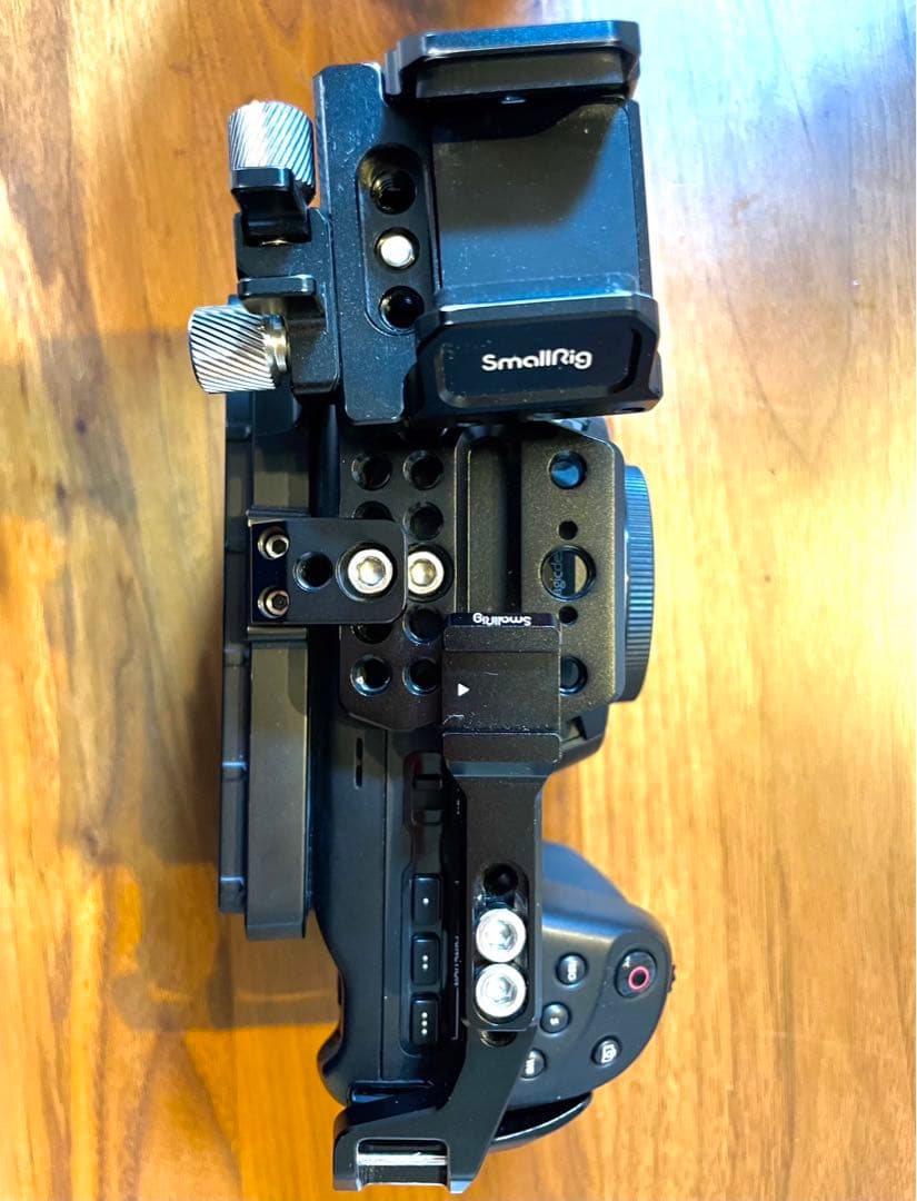 bmpcc4K本体、リグ、バッテリーセット