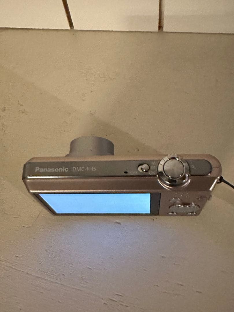 デジカメ　LUMIX DMC-FH5 動作確認済み