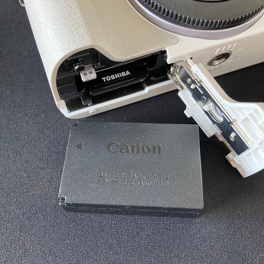 【美品】Canon EOS kiss M 18-55mm ミラーレスカメラ